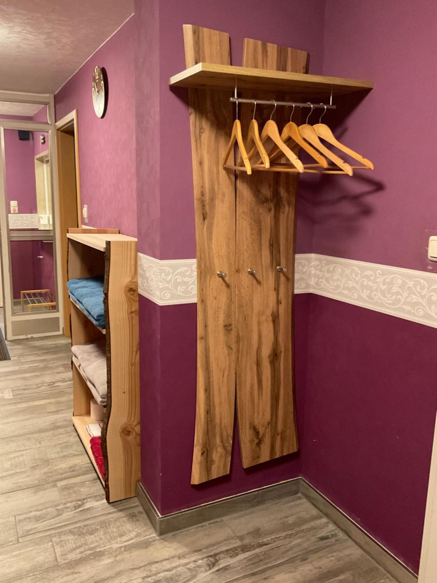 Messe-Apartment, 4 Schlafzimmer, 80 Qm, Garten - 6 Km Zur Messe, Verkehrsguenstig, Ruhig, Parkplaetze Nürnberg Kültér fotó